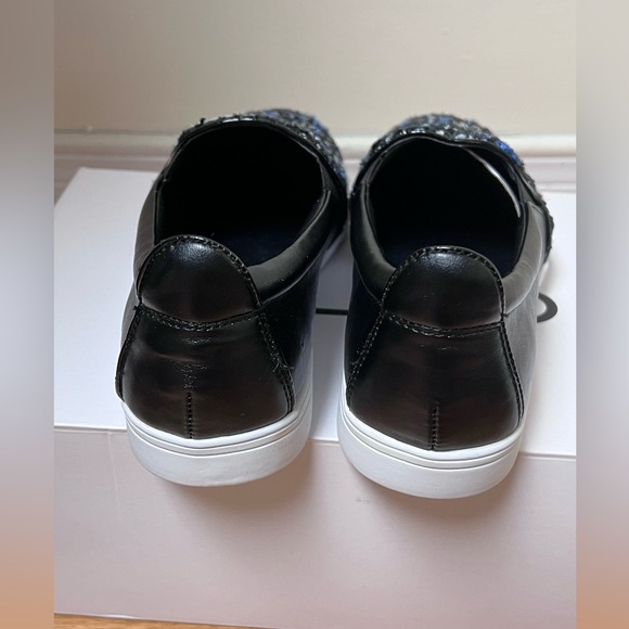 nine west sneakers - Picture 4 of 7